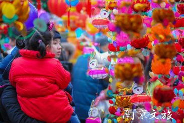 3.1-Nanjing-Winter-Qinhuai-Lantern-Festival_preview.jpg
