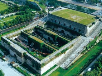 Zhonghua Men Castle - Massive in physical size and human accomplishment